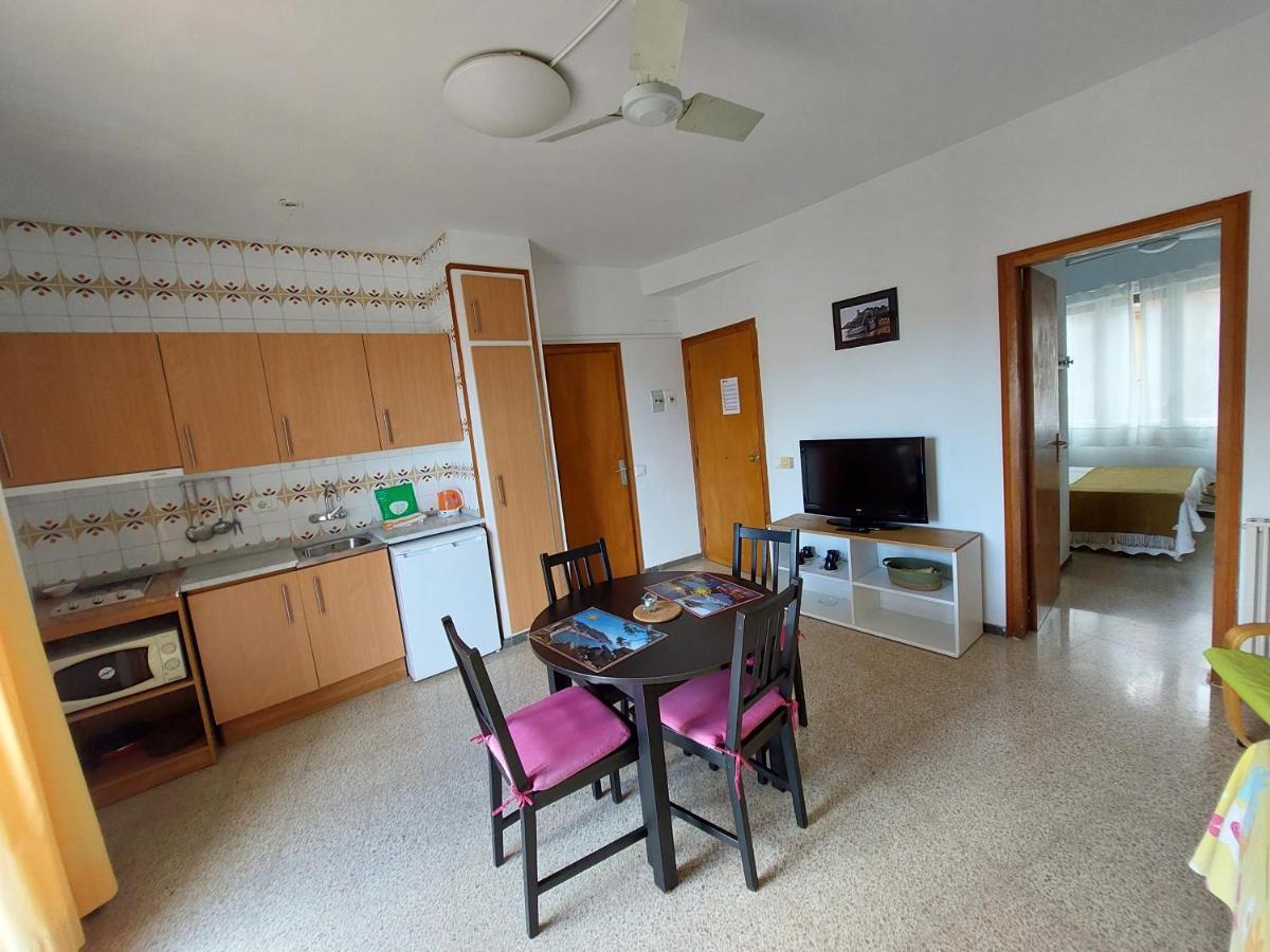 Apartamentos El Sol Tossa de Mar Ngoại thất bức ảnh